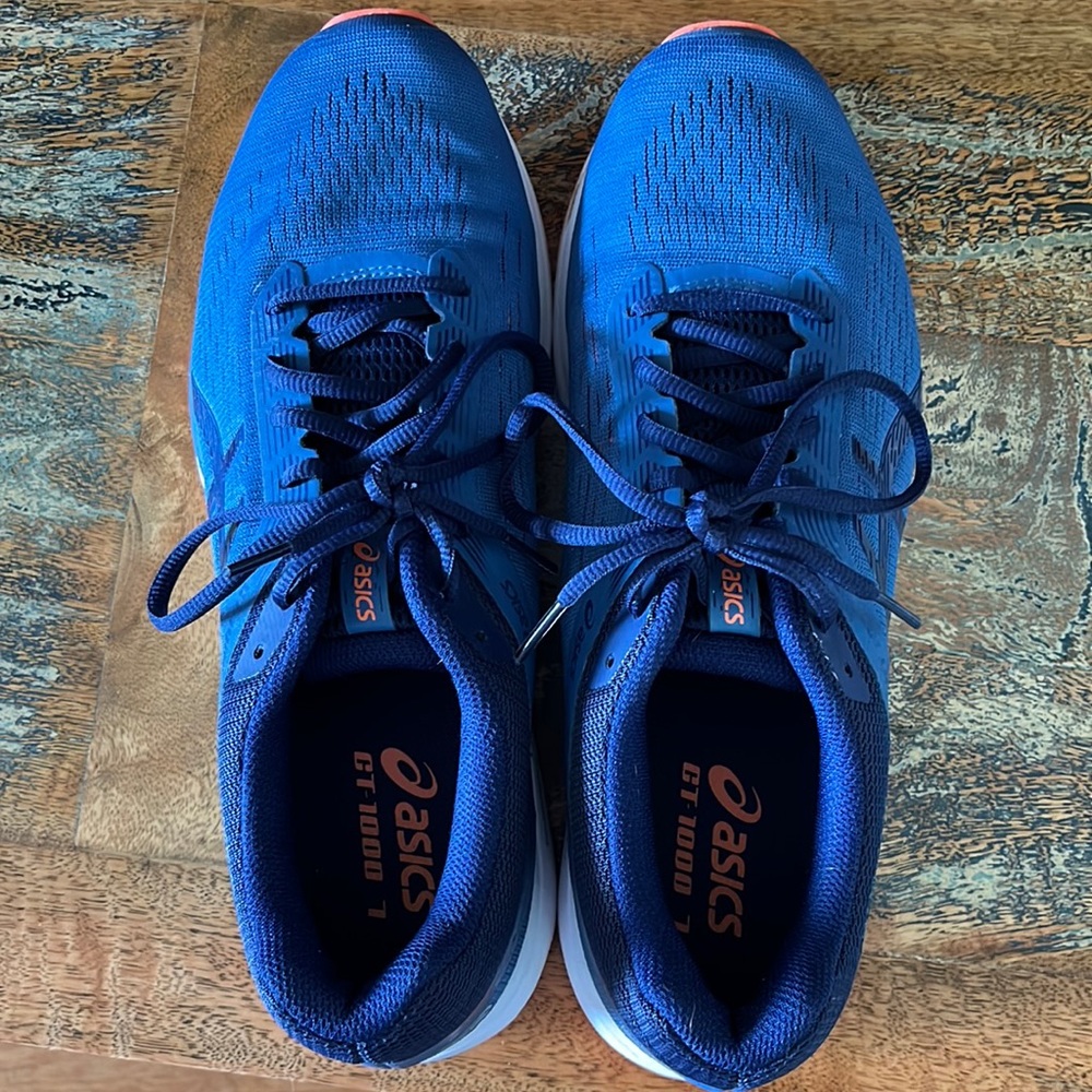 ASICS GT-1000
